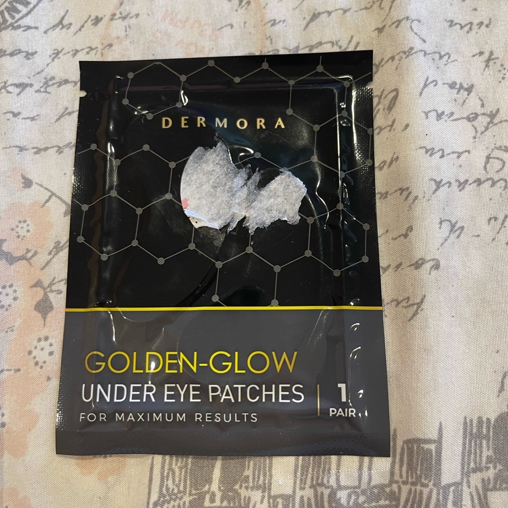 DERMORA Golden-Glow Under Eye Patches